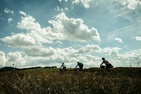 BIKEPACKING - Přejezd Bílých Karpat (alespoň tak jsme to plánovali)